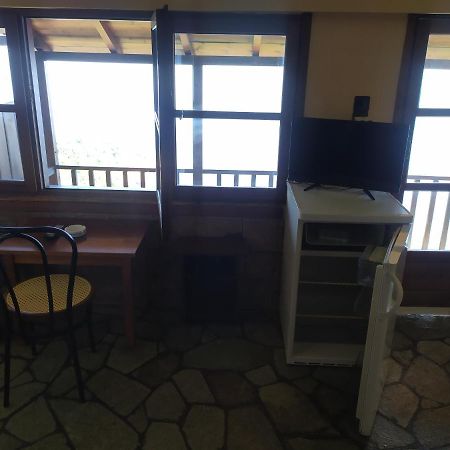 Triple Studio Room With The Most Beatifull View In Mylopotamos Tsagarada Bagian luar foto